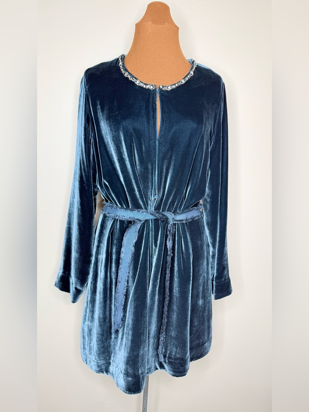 Soft Surroundings ‘Holly’ Teal Velvet Jacket Belted Dress Jeweled Neckline Sz S
